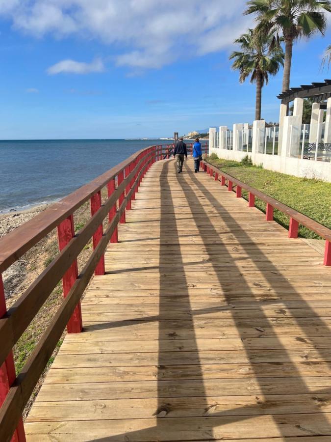 Apartment Sun Of Andalucia In First Beach Line With View On Africa Sitio de Calahonda Exteriör bild