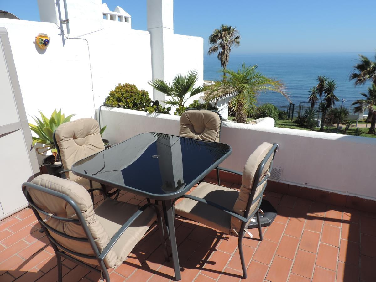 Apartment Sun Of Andalucia In First Beach Line With View On Africa Sitio de Calahonda Exteriör bild